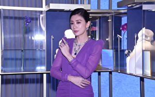 贾静雯外游手指肿胀剧痛 返台就医方知被误诊