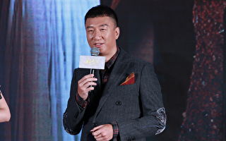 孙红雷首次被女儿夸帅 逗趣反应笑翻网友