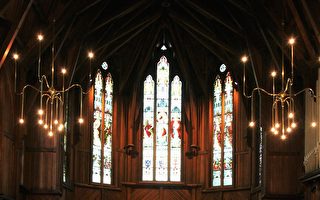 独家：“神的指引” 中领馆员工成功出逃