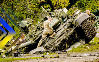 【时事军事】T-90现身美国公路 对俄军意味深长