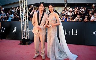 念不出金像奖获奖者大名 香港颁奖明星陷尴尬