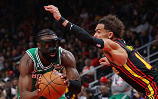 组图：NBA凯尔特人128:120击败老鹰 晋级次轮