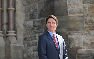 中共报复性驱逐加外交官 特鲁多强硬回应