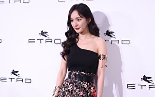 离开前东家后被爆番位降级 杨幂发文吐心声