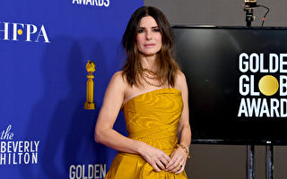 婚姻中受创伤 影后珊卓·布拉克被养子疗愈