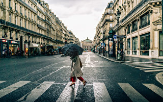 从手机拍巴黎起步 亚裔男子变身社交媒体名人