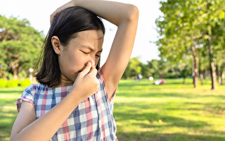 切除汗腺才能治狐臭？专家：非手术方法是主流