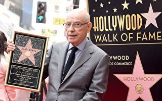 89岁艾伦‧阿金辞世 曾与赫本合作主演电影