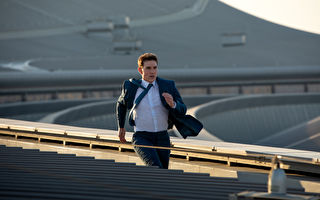 帮阿汤哥庆生 10分钟看完他为《不可能》跑27年