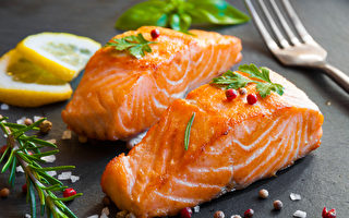吃鲑鱼得了解的事！附详细煎鱼技巧