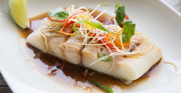 深海鱼可摄取到蛋白质和可抗发炎的omega-3多元不饱和脂肪酸。(Shutterstock)