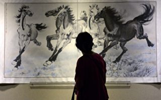 【历史的瞬间】徐悲鸿 却撒彩墨在人间