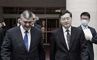 王毅与秦刚不合？专家析外交部内斗