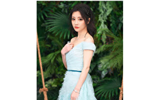 陆第一网红冯提莫消失半年 自曝患甲状腺癌晚期