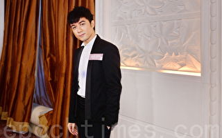 直呼父子年龄相差大 古巨基盼儿子早婚早育