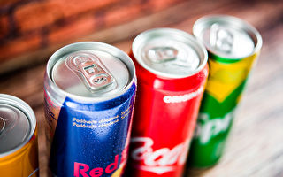 能量饮料让你提神？5副作用伤大脑 这类人要小心