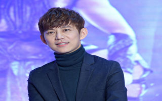 何炅遭实名举报拖欠保姆工资 爆料人删除动态