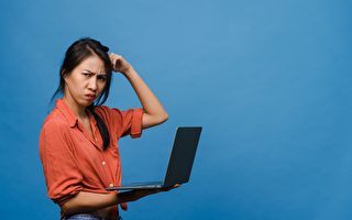 专家说 你这样拿笔电就错了