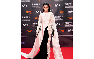 范冰冰任西班牙影展评审 开幕红毯造型成焦点