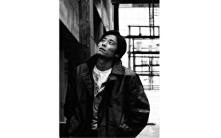 知名摄影师修复底片 王杰25年前青春影像曝光