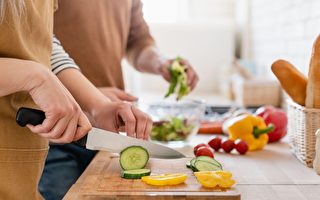 厨房海绵、砧板藏霉菌 微生物专家教你清理妙招