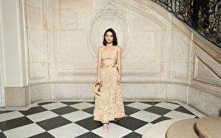 迪士尼真人《白雪公主》 公开大头小矮人影像