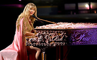 巴西演唱会上粉丝猝逝 泰勒丝哀悼 推迟演出