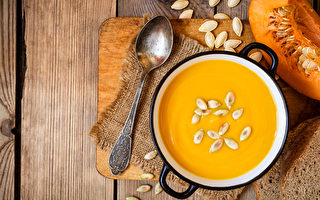 感恩节不可少的美味：护胃南瓜浓汤