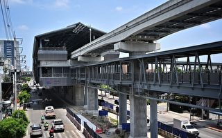 运行一个月 中国造曼谷粉线铁轨高空坠落