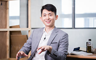 喜剧演员博恩5万小费送暖 外送员身份获澄清