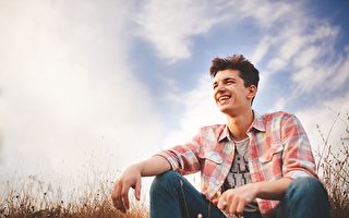 拥抱自信 走向阳光