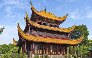 《岳阳楼记》的“忠”旨