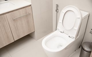 马桶水流不止像潺潺小溪 应该如何处理？