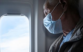 空服员提醒年长者 搭机时别犯这个错误