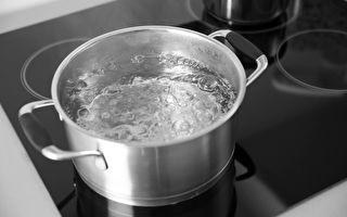 研究：把水煮沸再喝 可去除90%塑胶微粒