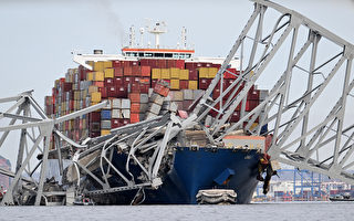 美巴尔的摩大桥被船撞塌 马州进入紧急状态