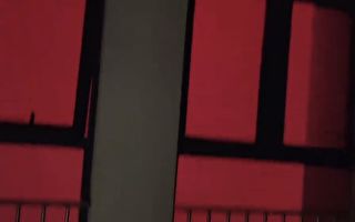 湖北武汉天空呈现血色 民忧恐有地震