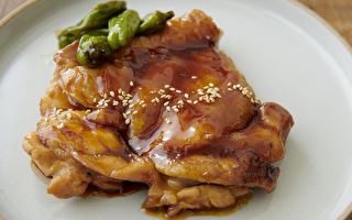 酱汁与鸡肉完美融合的“照烧鸡腿排”
