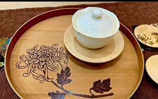 古朴典雅回味无穷 廖淑芬的烙画故事