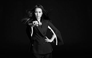 那英参加《歌手》压力山大 找人诉苦画面曝光