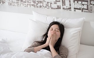 失眠就喝小米粥！1茶饮+食疗让你一觉到天亮