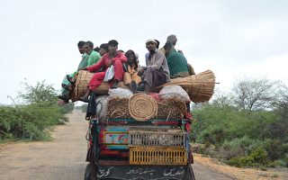 飓风“灾难”将临 印巴两国18万人撤离