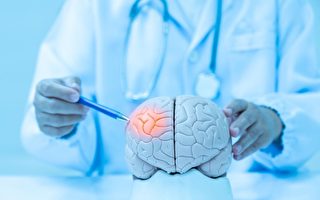 突然手脚发麻？小心是先兆！7食物清血管防中风