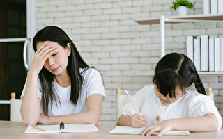 想让孩子的内心强大 父母千万别做这些事