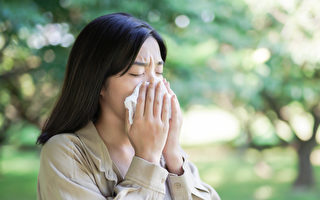 为什么有些人看到亮光会打喷嚏？