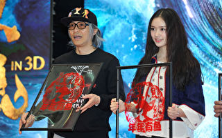 周星驰62岁生日 获林允搜集9张帅照祝福