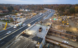 拜登政府将投资50亿修复全美13座重要桥梁
