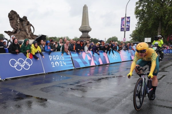 巴黎奥运首枚个人金牌出炉 澳选手摘金