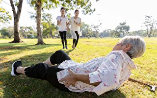 比一癌症致命的髋部骨折 五步加强防范