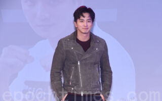 奥运射击选手淡定夺银 台男星搞笑晒撞脸照　